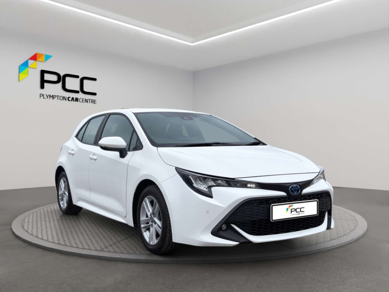2022 Toyota Corolla 1.8 Corolla Icon Tech Hev CVT 5dr in White — image 1