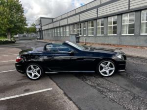 2015 Mercedes-Benz Slk 2.1 Slk 250 Amg Sport Cdi Blueefficiency Auto 2dr in Black — image 6