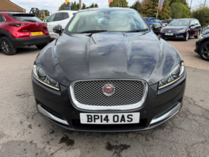 2014 Jaguar Xf 3.0d V6 Luxury Saloon 4dr Diesel Auto Euro 5 (s/s) (240 Ps) in Grey — image 2