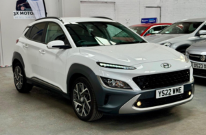 2022 Hyundai Kona 1.6 H-Gdi Premium Dct Euro 6 (s/s) 5dr in White — image 2