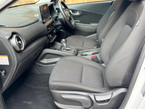 2022 Hyundai Kona 1.6 H-Gdi Premium Dct Euro 6 (s/s) 5dr in White — image 5