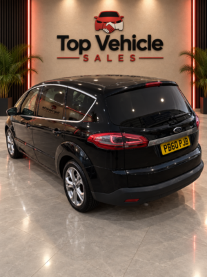 2011 Ford S-Max 2.0 Tdci Titanium in Black — image 4