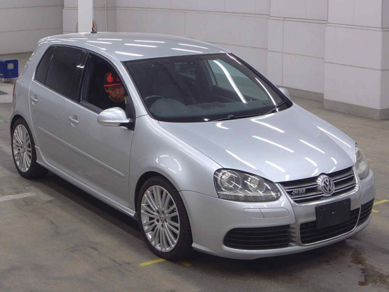 2006 Volkswagen Golf 3.2 V6 R32 4 Motion High Grade Import in Silver — image 1