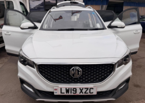 2019 MG MG Zs 1.0 T-Gdi Exclusive Auto Euro 6 5dr in White — image 2