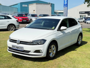2018 Volkswagen Polo 1.0 Se Hatchback 5dr Petrol Manual Euro 6 (s/s) (65 Ps) in White — image 4