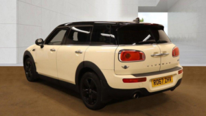 2017 MINI Clubman 1.5 Cooper Euro 6 (s/s) 6dr in White — image 3