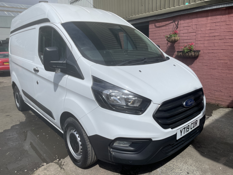 2019 Ford Transit Custom 2.0 300 Ecoblue in White — image 1