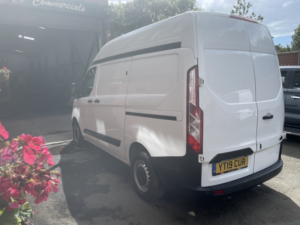 2019 Ford Transit Custom 2.0 300 Ecoblue in White — image 5