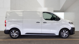 2023 Toyota Proace 1.5 D Icon in White — image 4