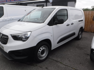 2023 Vauxhall Combo 1.5 Combo Prime Pv L2 2300 1.5d 100 M6 in White — image 2
