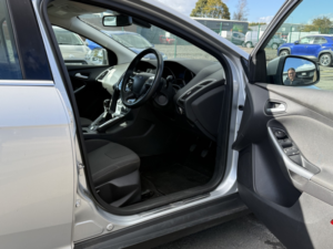 2011 Ford Focus 1.6 Titanium in Silver — image 6