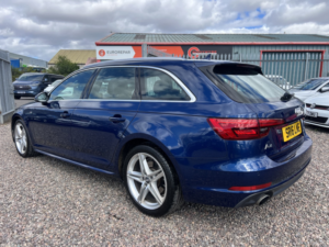 2016 Audi A4 Avant 2.0 Tfsi S Line in Blue — image 4