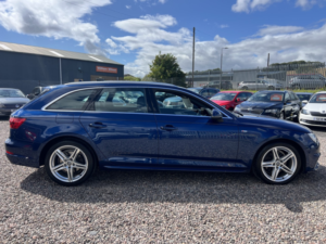 2016 Audi A4 Avant 2.0 Tfsi S Line in Blue — image 5