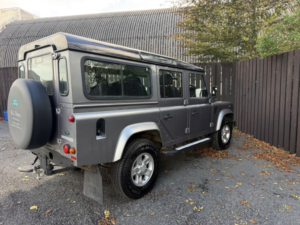 2012 Land Rover Defender 110 2.2 Tdci Xs in Grey — image 6