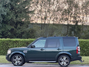2015 Land Rover Discovery 4 3.0 Sd V6 Hse Luxury Auto 4WD Euro 5 (s/s) 5dr in Green — image 4