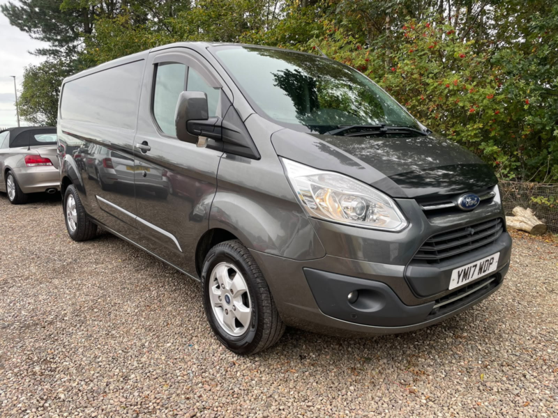 2017 Ford Transit Custom 2.0 Tdci 290 Limited Panel Van 5dr Diesel Manual L2 H2 (157 G/km, 128 Bhp) in Grey — image 1