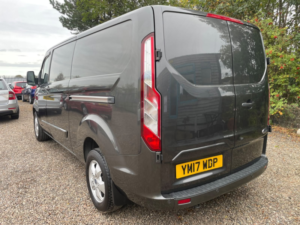 2017 Ford Transit Custom 2.0 Tdci 290 Limited Panel Van 5dr Diesel Manual L2 H2 (157 G/km, 128 Bhp) in Grey — image 4