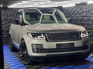 2018 Land Rover Range Rover 2.0 P400e 12.4kwh Vogue Se Auto 4WD Euro 6 (s/s) 5dr in Yellow — image 2