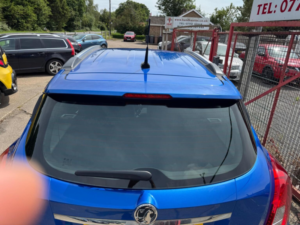 2016 Vauxhall Mokka 1.6i Exclusiv 2WD Euro 6 (s/s) 5dr in Blue — image 4