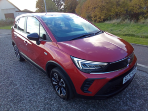 2023 Vauxhall Crossland Crossland Design 1.2 110ps 6 Speed Manual in Red — image 5