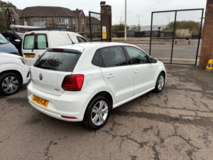 2016 Volkswagen Polo 1.0 Bluemotion Tech Match Hatchback 5dr Petrol Manual Euro 6 (s/s) (60 Ps) in White — image 3