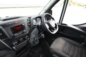 2022 Iveco Daily 3.0d Hpi 16v 35c 3450 Mwb Euro 6 2dr (drw) in White — image 2