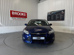 2014 Ford Focus 1.0t Ecoboost Zetec Euro 5 (s/s) 5dr in Blue — image 5
