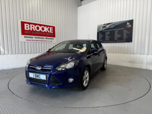 2014 Ford Focus 1.0t Ecoboost Zetec Euro 5 (s/s) 5dr in Blue — image 6
