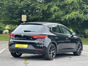 2019 SEAT Leon 1.5 Tsi Evo 150 Fr Black Edition [ez] 5dr Man, Petrol, Black + Lovely Example in Black — image 3
