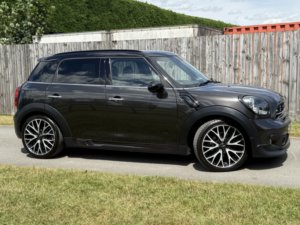 2014 MINI Countryman 2.0 Cooper Sd All4 Countryman in Grey — image 6