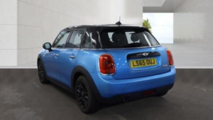 2016 MINI Hatch 1.5 Cooper Auto Euro 6 (s/s) 5dr in Blue — image 6