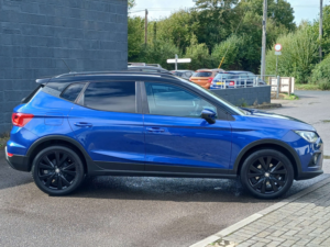 2020 SEAT Arona 1.0 Arona Se Technology Tsi 5dr in Blue — image 2