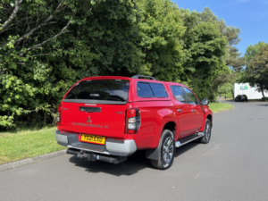 2021 Mitsubishi L200 2.2 Di-D Dc Barbarian X in Red — image 3