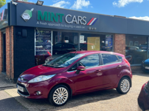 2009 Ford Fiesta 1.4 Titanium in Purple — image 2