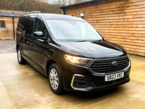 2023 Ford Grand Tourneo Connect 5 SEAT Auto Wheelchair Accessible Disabled Access Vehicle Wav in Black — image 3