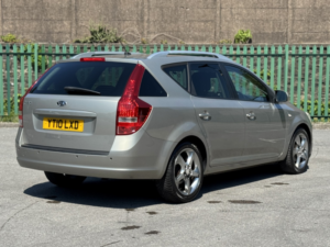 2010 Kia Ceed 1.6 Crdi 3 in Silver — image 4
