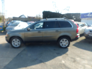 2010 Volvo Xc90 2.4 D5 Se Premium in Green — image 2