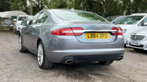2014 Jaguar Xf 3.0d V6 Premium Luxury Auto Euro 5 (s/s) 4dr in Grey — image 4