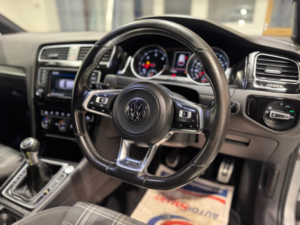 2016 Volkswagen Golf 2.0 Tdi Bluemotion Tech Gtd Euro 6 (s/s) 5dr in Silver — image 2