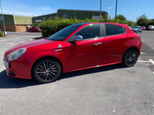 2013 Alfa Romeo Giulietta 1750 Tbi Cloverleaf Euro 5 5dr in Red — image 3