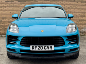 2020 Porsche Macan 3.0 T V6 S in Blue — image 2