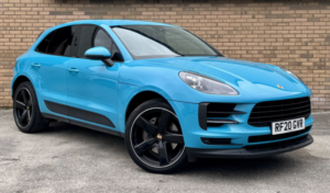 2020 Porsche Macan 3.0 T V6 S in Blue — image 3