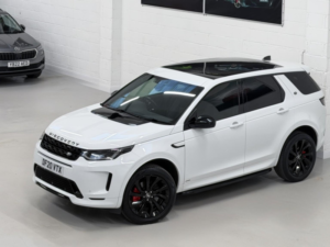 2020 Land Rover Discovery Sport 2.0 D180 Mhev R-Dynamic Se in White — image 2