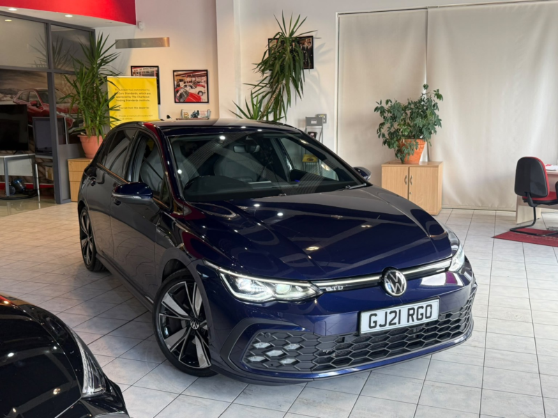 2021 Volkswagen Golf 2.0 Tdi Gtd in Blue — image 1