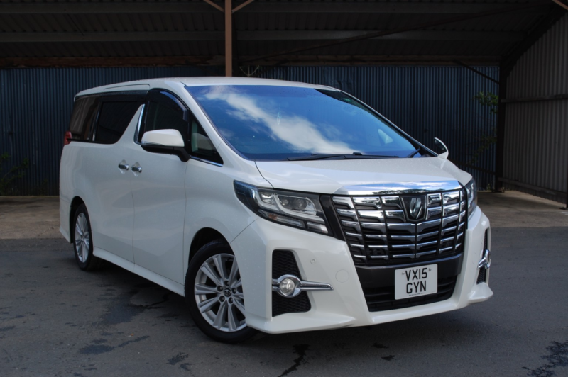 2015 Toyota Alphard 30 Series 2.5 S in White — image 1