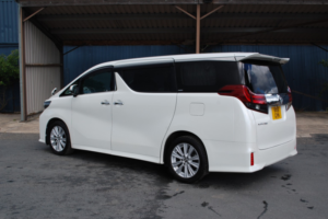 2015 Toyota Alphard 30 Series 2.5 S in White — image 4