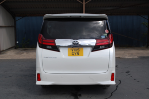 2015 Toyota Alphard 30 Series 2.5 S in White — image 5
