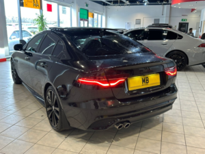 2023 Jaguar Xe 2.0 D200 Mhev R-Dynamic Se Black(cat-S). in Black — image 6
