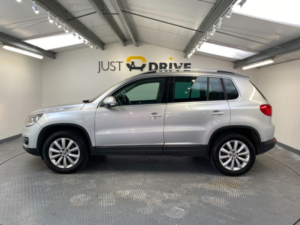 2014 Volkswagen Tiguan 2.0 Tdi Bluemotion Tech Match SUV 5dr Diesel DSG 4WD Euro 5 (s/s) (140 Ps) in Silver — image 2