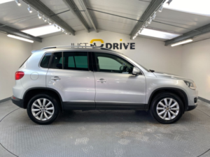 2014 Volkswagen Tiguan 2.0 Tdi Bluemotion Tech Match SUV 5dr Diesel DSG 4WD Euro 5 (s/s) (140 Ps) in Silver — image 6